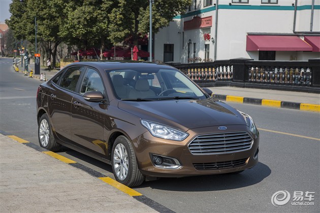 福特福睿斯新款内饰,全新福特福睿斯内饰图片