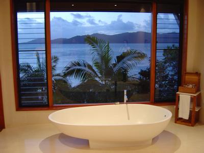 澳洲留学学费一学期55w,2017澳洲留学收费标准一览表