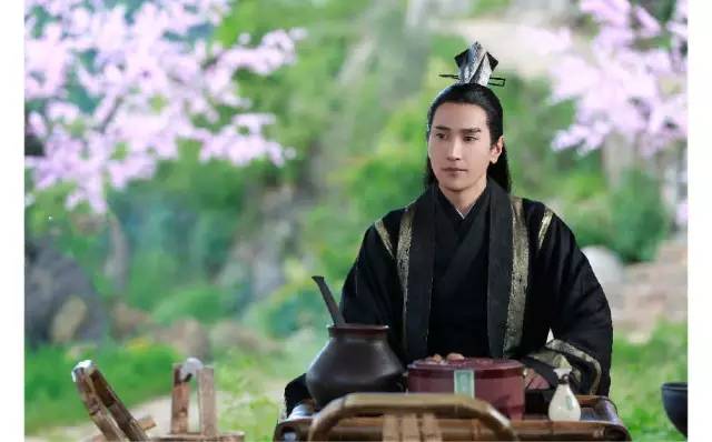 赵又廷版夜华的演技,为什么说夜华是整容式演技