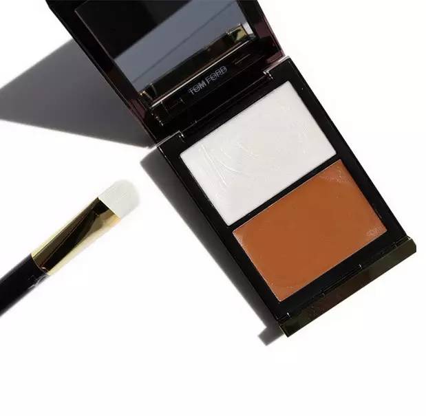 什么牌子的粉饼最好用又不晕妆,持久不晕妆粉饼