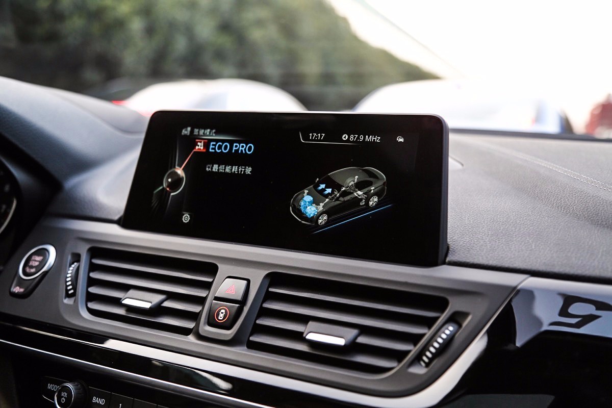 全新bmwm2全方位测评,试驾bmw1系