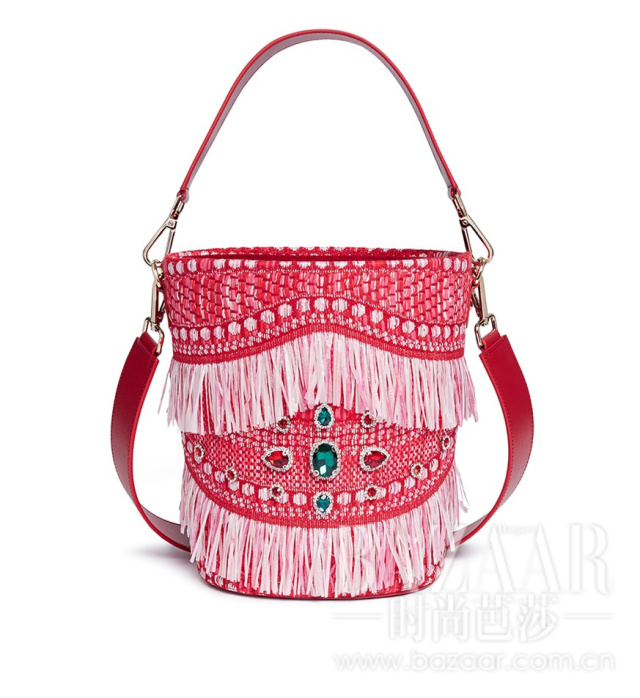 不是叫你迷信，但芭姐听说这么穿可能会有好运气哦！