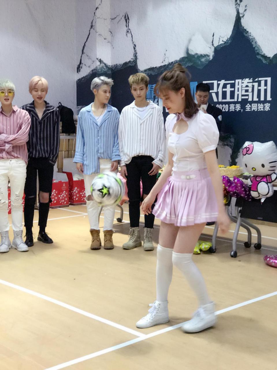 梦幻足球美少女组合,梦幻足球美少女