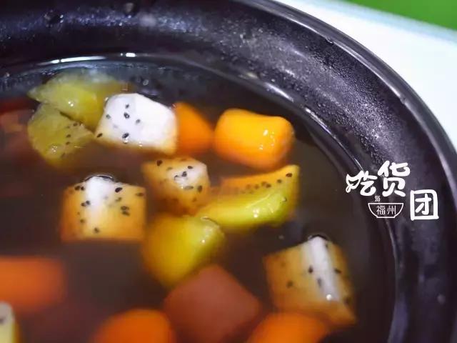 吃完这家不到10元的豆花芋圆店，才知道之前的钱都白花了！