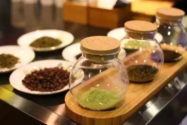 曾经小有名气的店为什么衰落,曾经辉煌百年老店为何没落