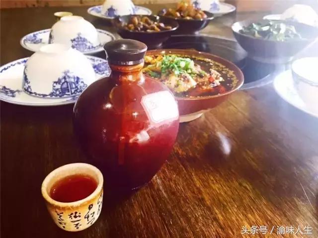 在春风里沉醉重庆这家小酒馆是我的心头爱