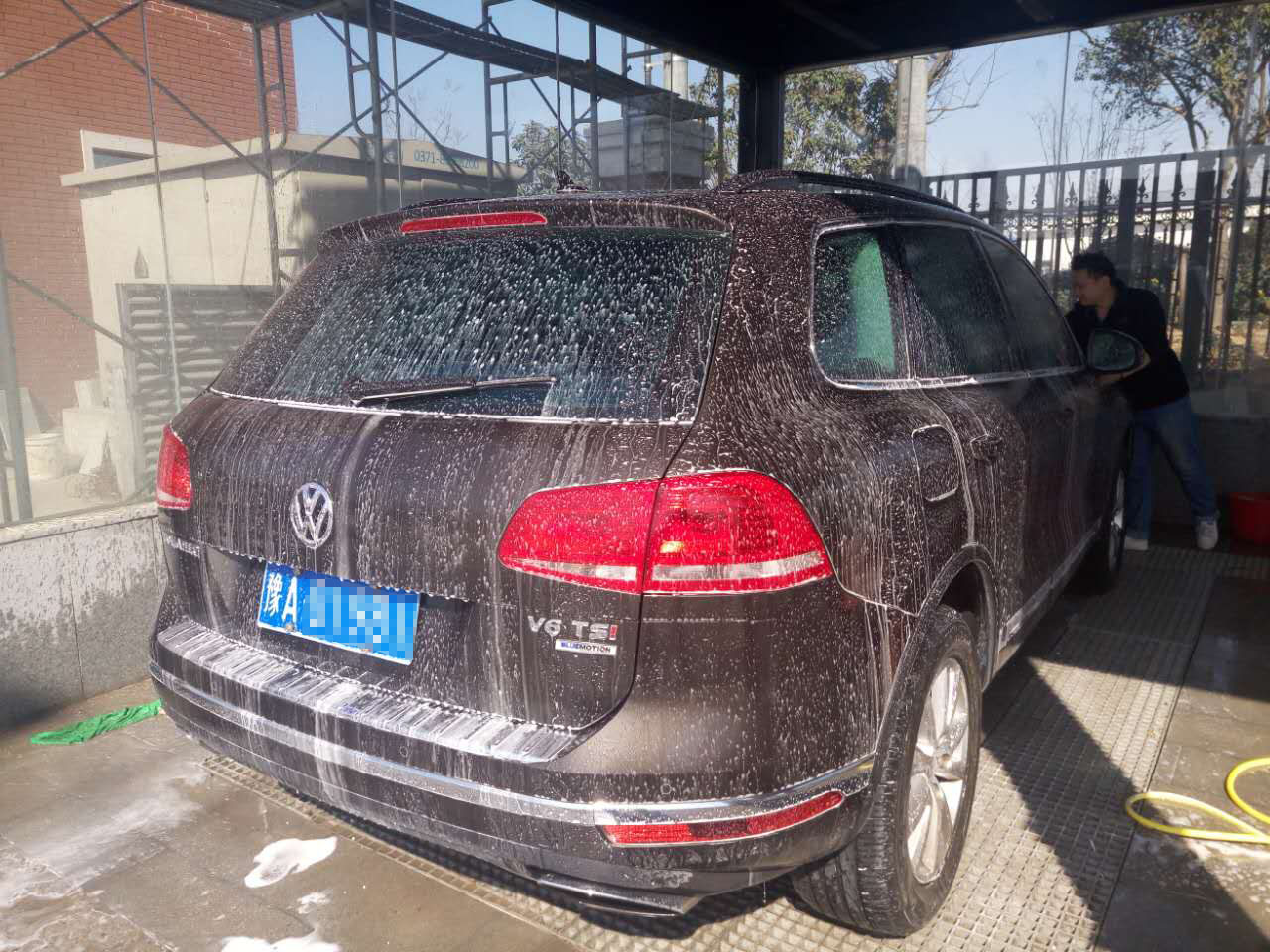 浅谈洗车：爱车人士需要注意的保养经