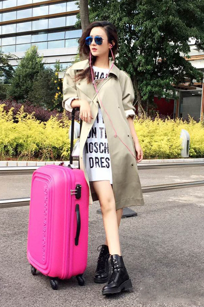 赵丽颖古力娜扎同款礼服,赵丽颖杨颖古力娜扎哪个漂亮