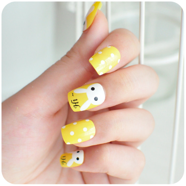 萌萌，站起来？萌萌只属于兔兔美甲的，有证据呢