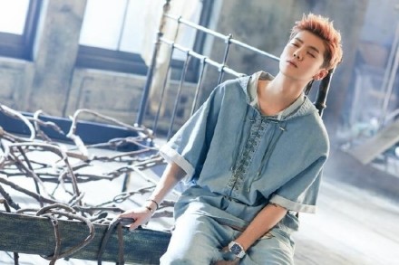 鹿晗骑摩托图片,鹿晗拍过的所有视频