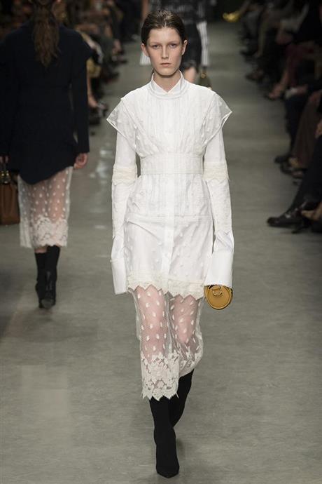 burberry2017春夏时装周,burberry时装周视频