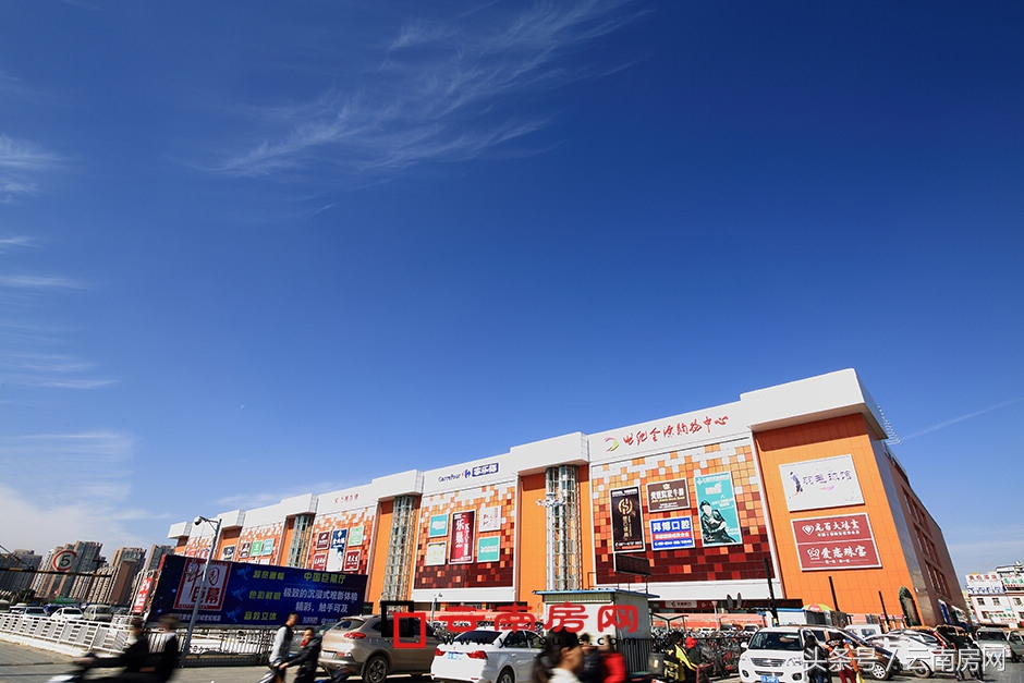 昆明世纪金源购物中心人气什么样,昆明世纪金源购物中心平面图