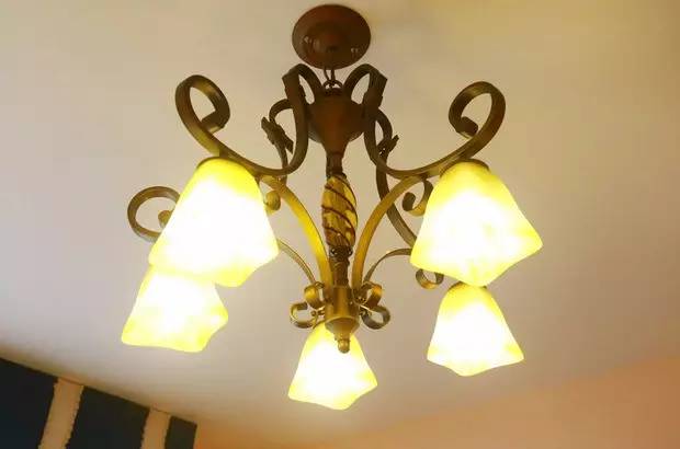 婆婆装修婚房怎么跟老公商量,公婆已装修好的婚房不喜欢怎么办