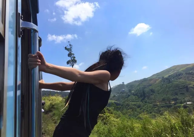 我不是喜欢旅行只是想逃避生活,不是旅行而是生活