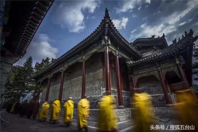 五台山逆朝台徒步照片,去五台山拍照片姿势