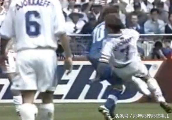 两届世界杯踢丢点球巴乔扼腕痛惜,98年世界杯法国vs意大利点球大战