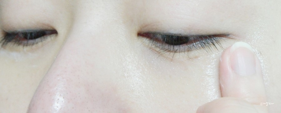 ahc第五代眼霜,安妮海瑟薇全球代言