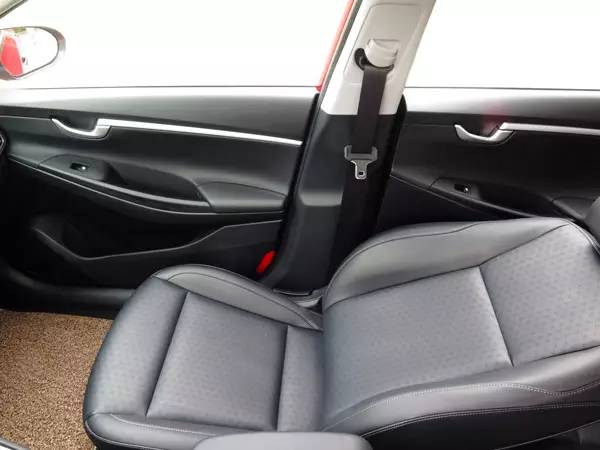 10年现代悦动自动挡试驾视频,北京现代新悦动瑕疵