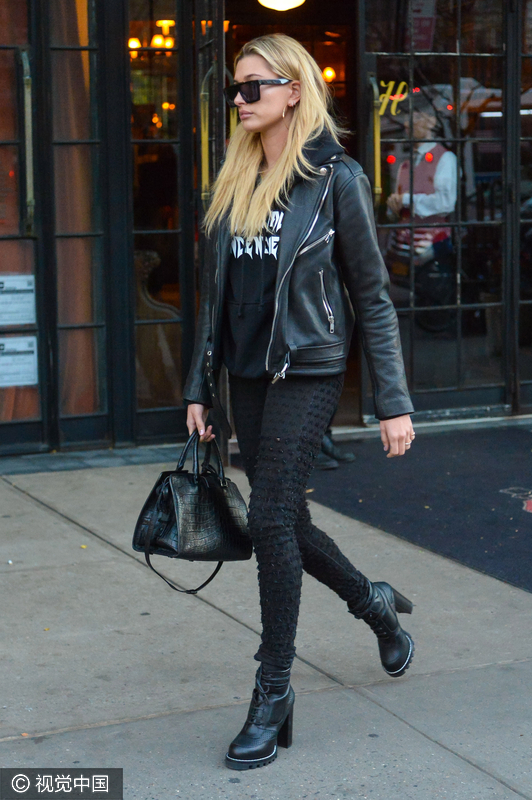 称霸三月换季时就用帽衫+Everything