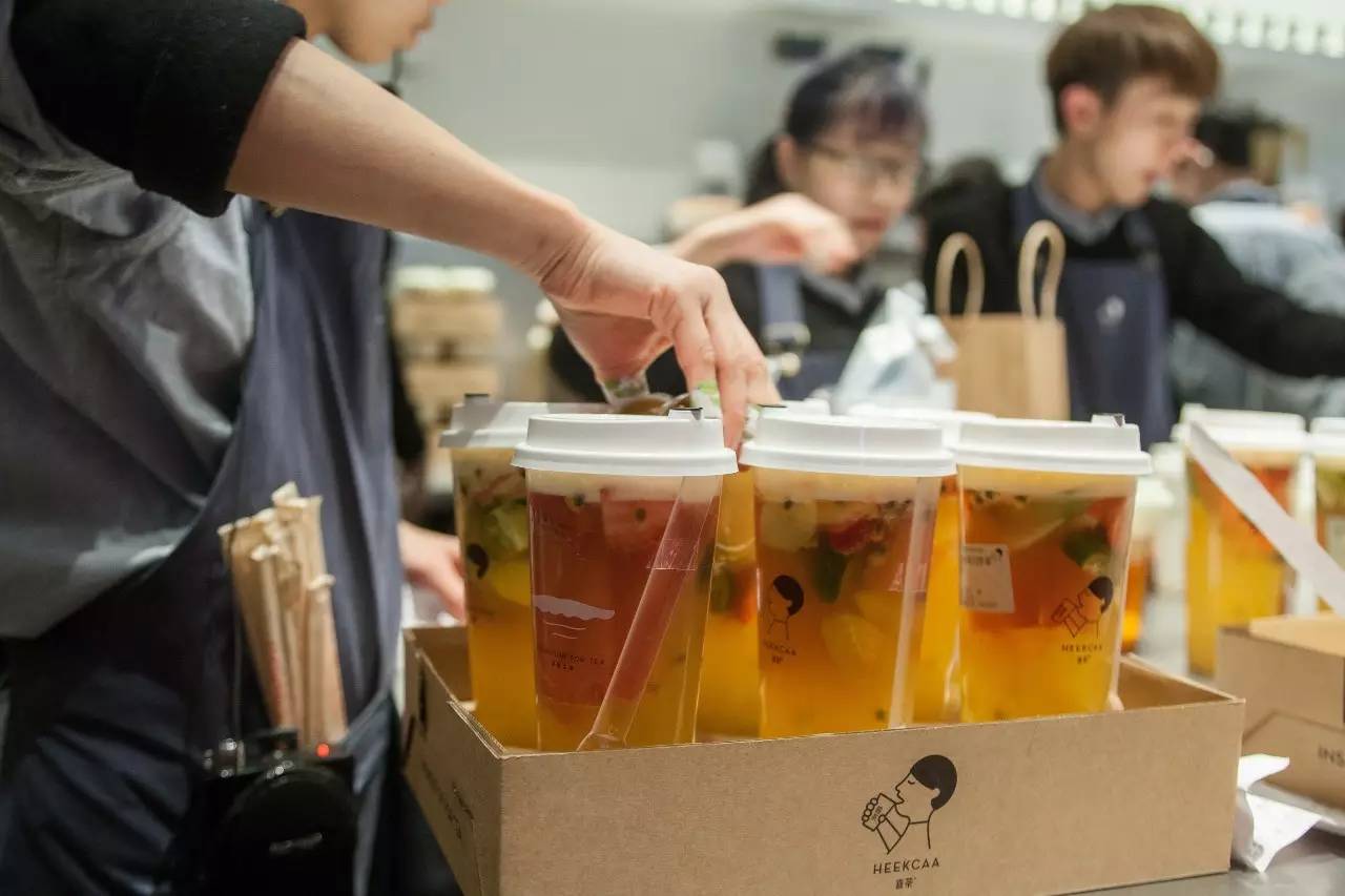 鲍师傅喜茶排队,喜茶全口味测评