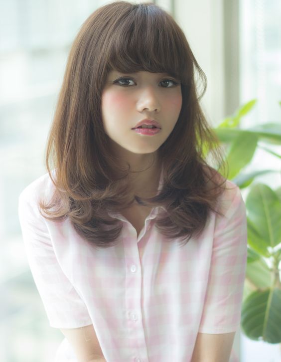 刘海妙招,有刘海的怎样让刘海更好看