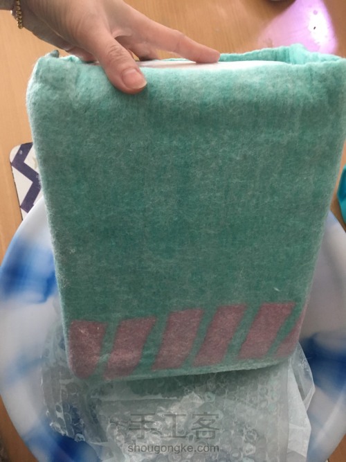 马卡龙撞色包包,马卡龙毛绒包