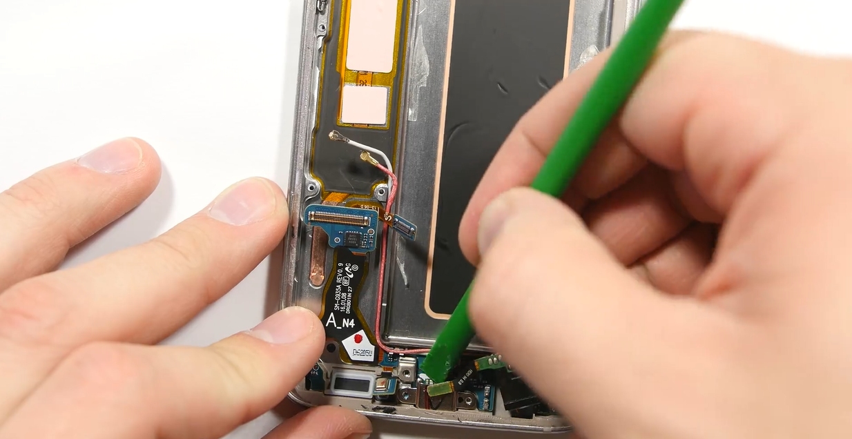 三星s7edge拆机修电源键,三星s7edge拆机视频