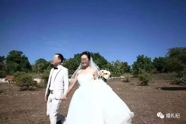 花2万拍婚纱照冤不冤,花了2万块钱拍婚纱照