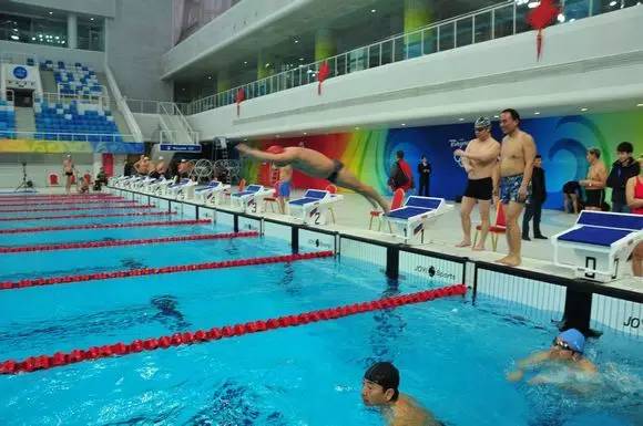 滑雪攻略都需要准备什么东西,滑冰攻略