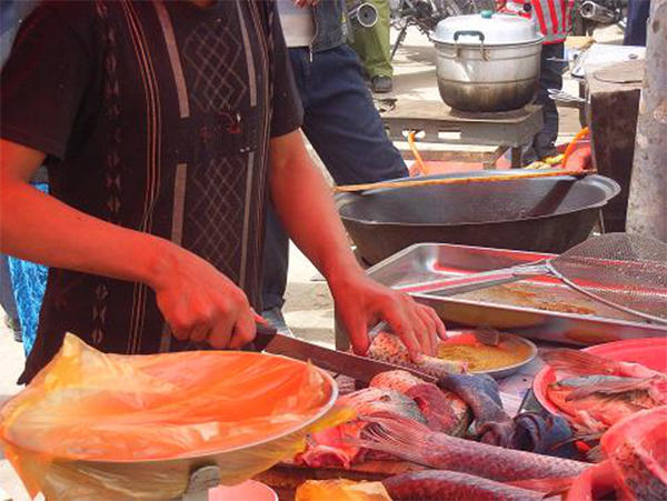 和田墨玉桃花石值钱吗,桃花石和田玉