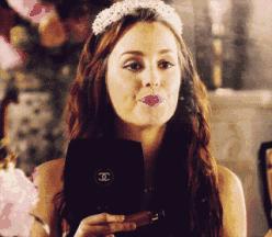 妮可基德曼穿红色高开叉长裙,妮可基德曼04年奥斯卡红毯