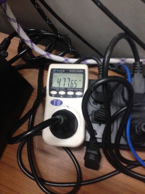 台式机电源电压功率怎么选择,电脑电源里面什么最重要