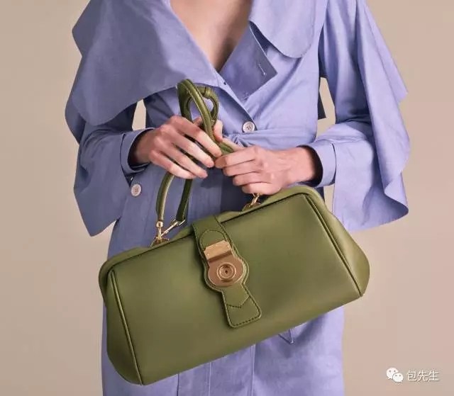 burberry怎么穿出效果,burberry2019早春款