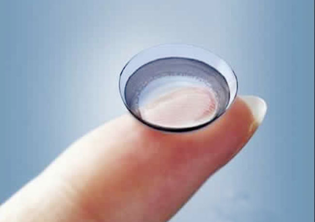 新手怎么选合适的美瞳 (三招教你选到合适的美瞳)