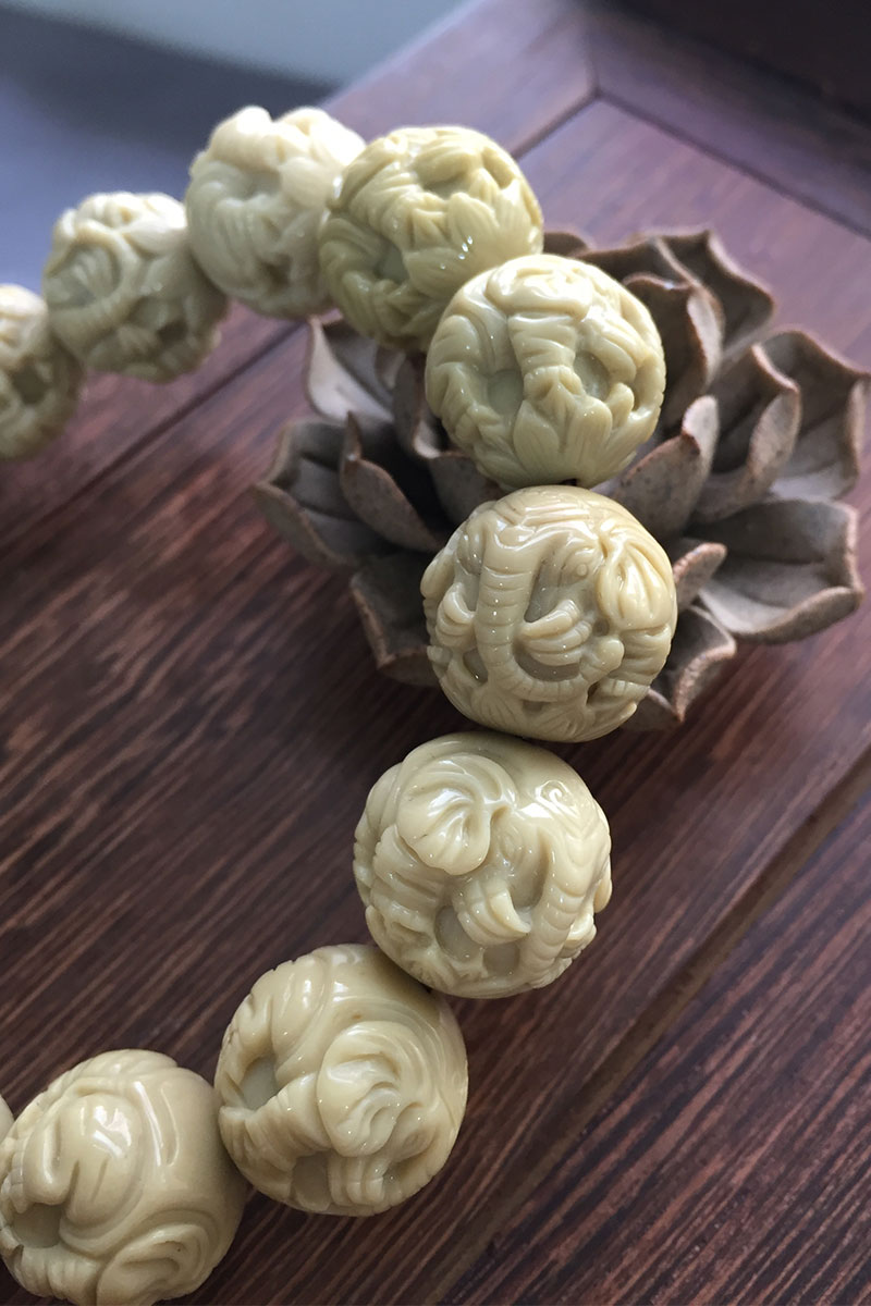 硬度高韧性好的宝石,宝石一般的硬度