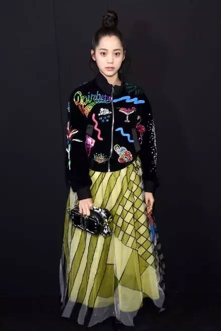 明星包包平价,一年四季都能背的平价包包