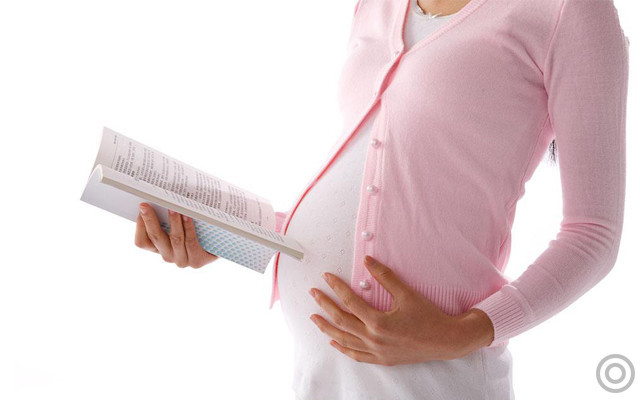 胎儿超过预产期还不发动怎么回事,预产期超了胎宝宝不出来