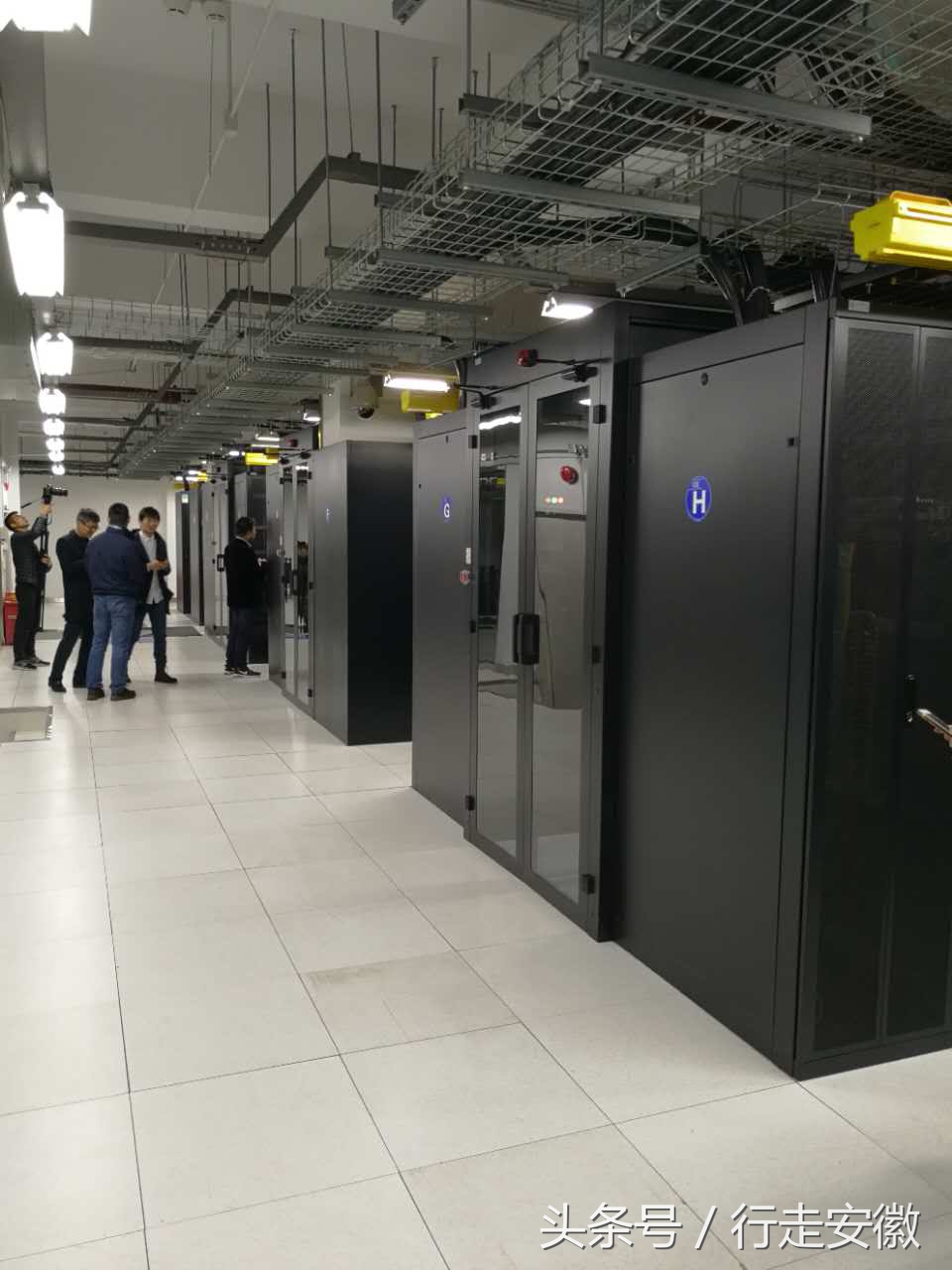 看优质服务讲幕后故事—“主流新媒体走进安徽移动”活动圆满结束