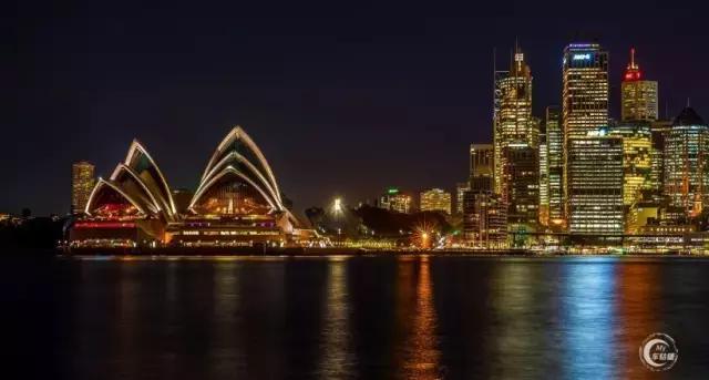 看完这些“奇葩又搞笑”的驾校，就知道你的驾校有多好了！