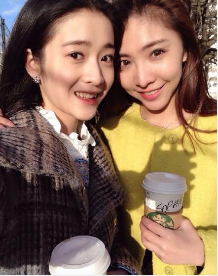 吴磊蒋依依关晓彤张雪迎合照,吴磊关晓彤张雪迎关系