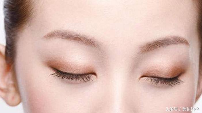 眼镜妹摘了眼镜怎么画眼妆,眼镜妆怎么画好看上镜