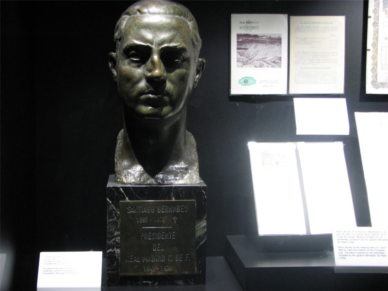 一生白衣终不改，115年11冠，皇家之名何须正名？