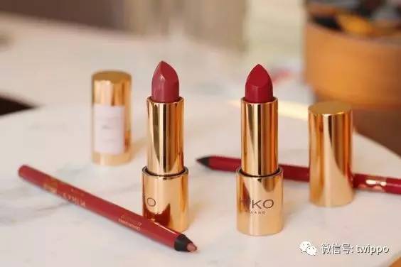 阿玛尼彩妆推荐平价款女,阿玛尼秀场时装