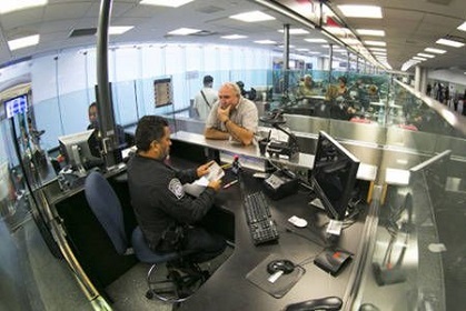 留学生回国被海关拒之门外后续,留学生过美国海关问题