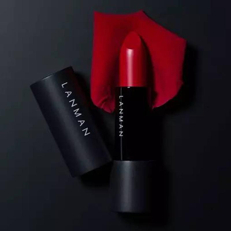 那些有魅力的女人,聪明女人都善用口红来提升魅力