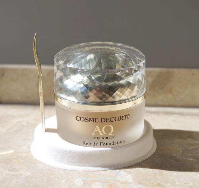 化妆比不画还难看,化妆到底需不需要粉底液