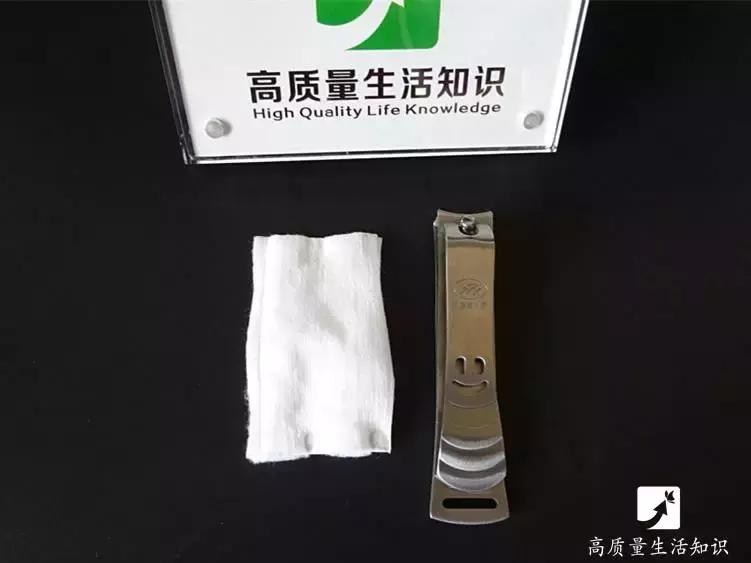 指甲剪成什么样不容易断,指甲很厚很硬剪不动应该怎么处理