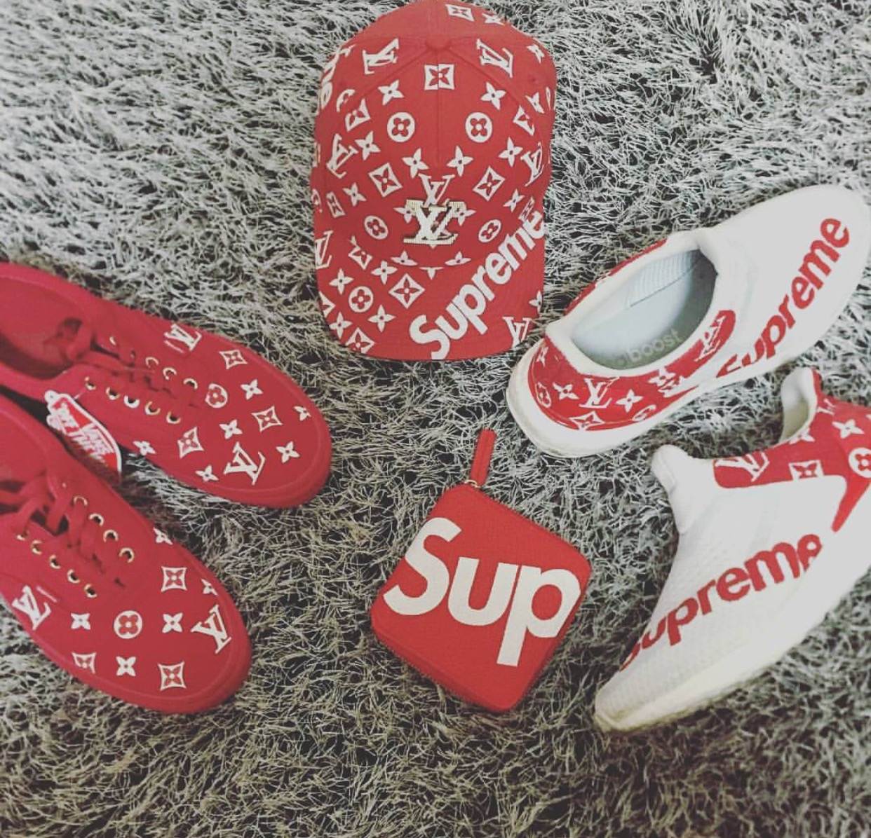 不是白浅夜华而是LVxSupreme