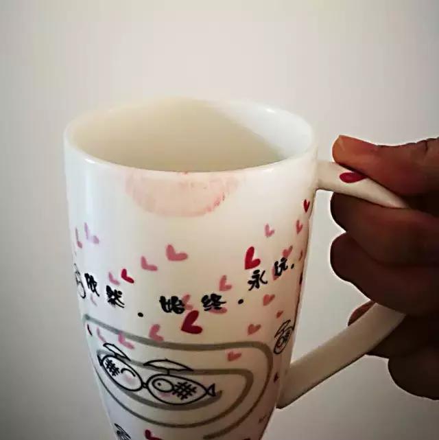 好用的不拔干口红推荐一下,哪个口红是必买的最好用