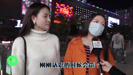 情侣约会电灯泡要干嘛,约会要带电灯泡